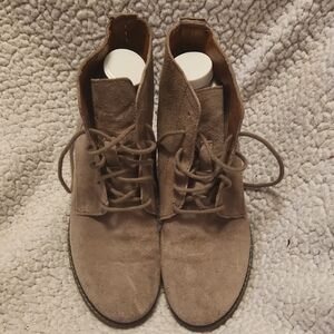 Lucky Brand Tan Suede Ankle Boots